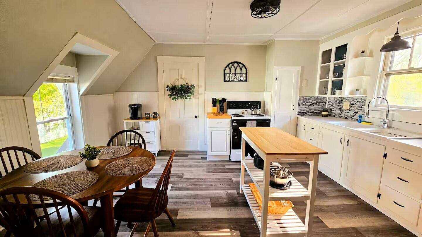 34 Western Avenue Waterville, ME 04901 - Photo 14 of 34 14. Den