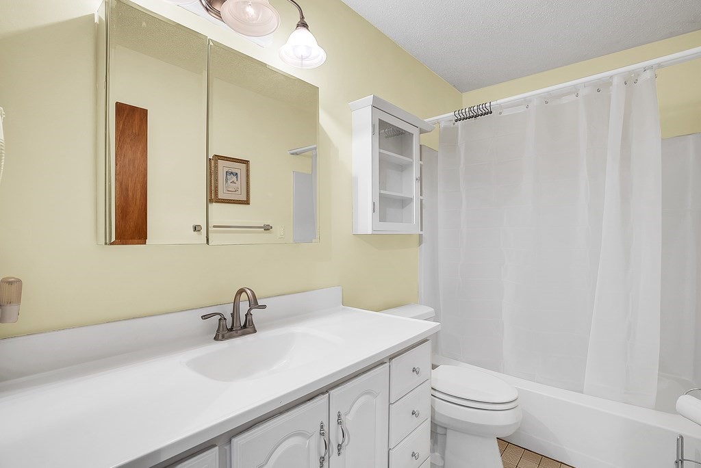 12 Apple Tree Hill Road, Unit 12 Hopkinton, MA 01748 - Photo 13 of 13 Gallery Image 13