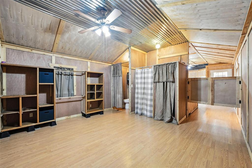 454 Bear Ridge Road Bowie, TX 76230 - Photo 11 of 36