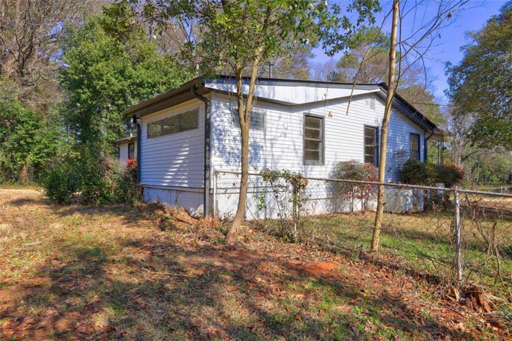 7779 Adamson Road Jonesboro, GA 30236 - Photo 4 of 38