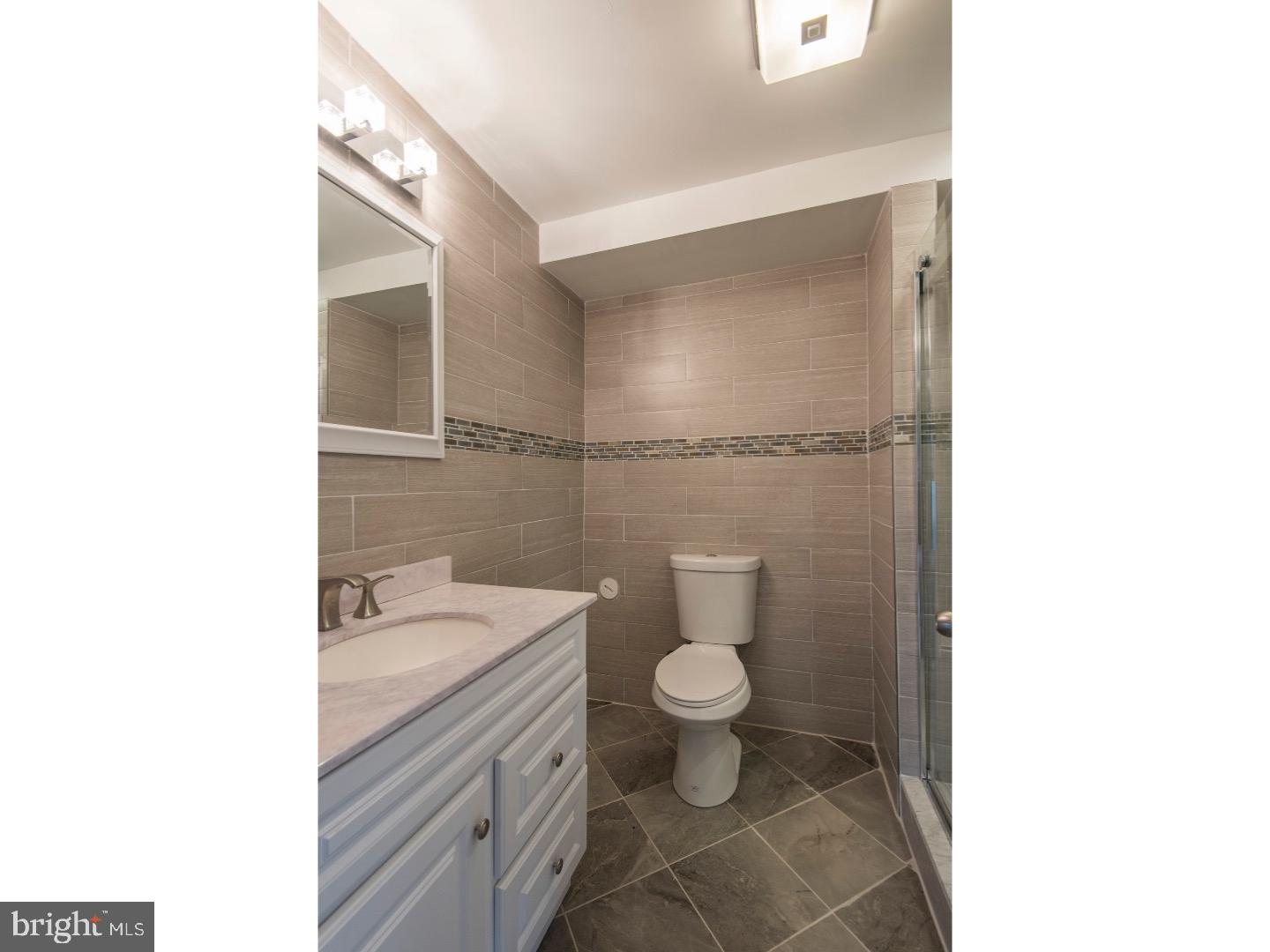 2817 Narcissus Road Philadelphia, PA 19154 - Photo 19 of 25 Gallery Image 19