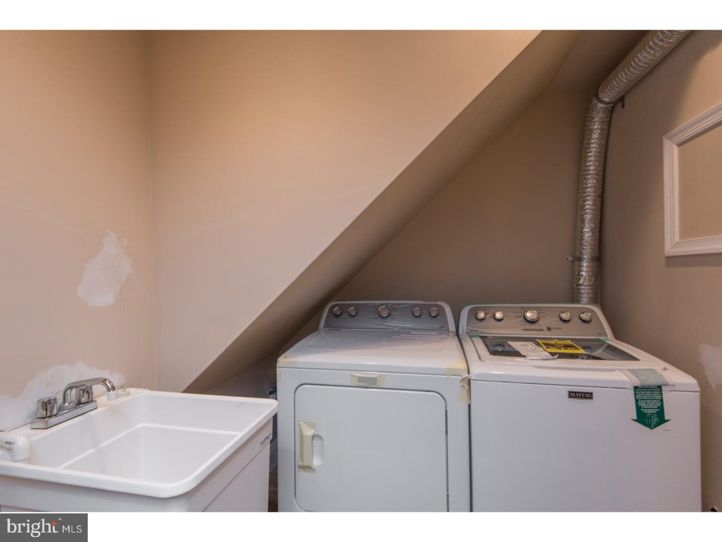 2817 Narcissus Road Philadelphia, PA 19154 - Photo 20 of 25 Gallery Image 20