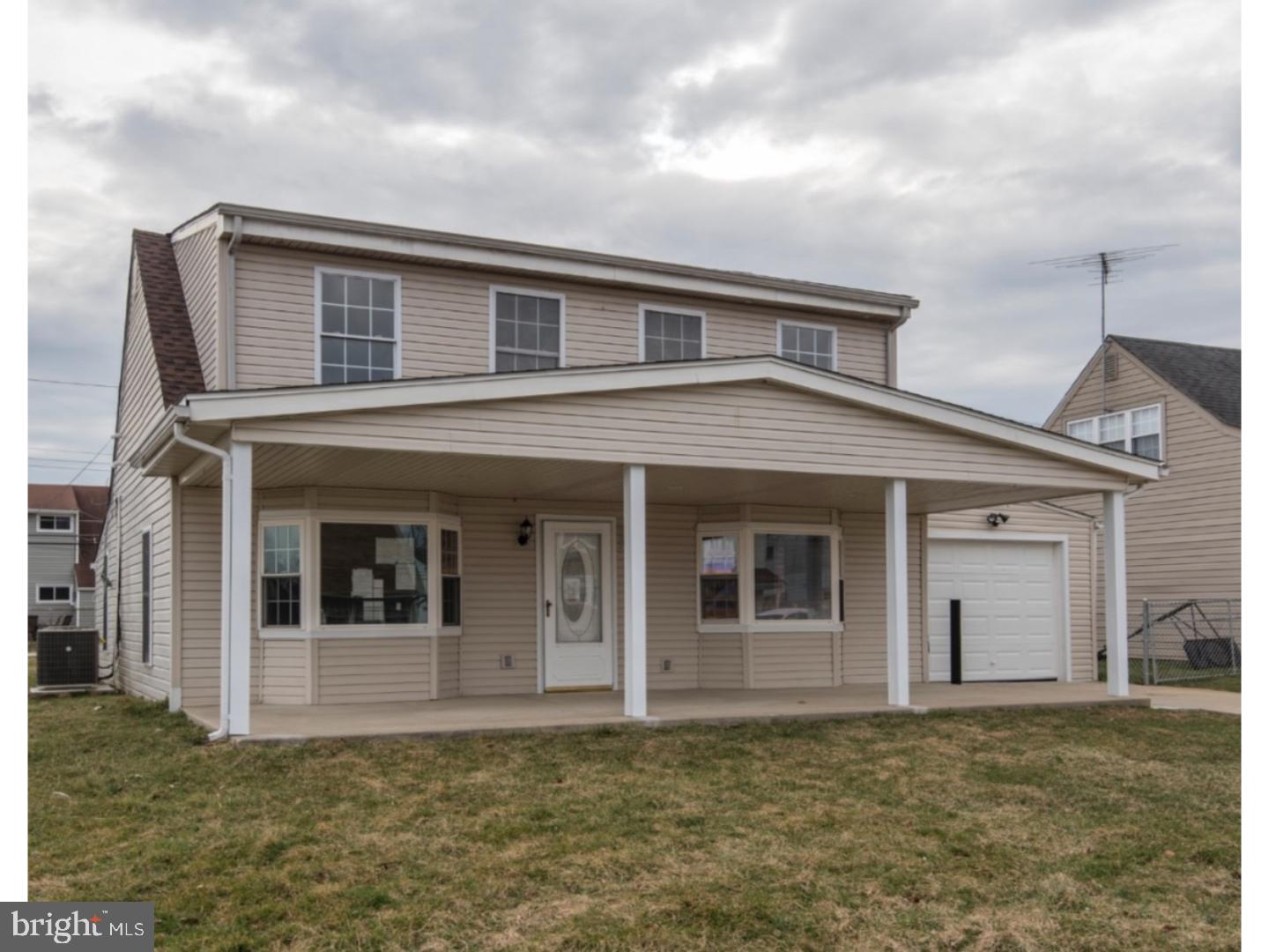 2817 Narcissus Road Philadelphia, PA 19154 - Photo 2 of 25 Gallery Image 2