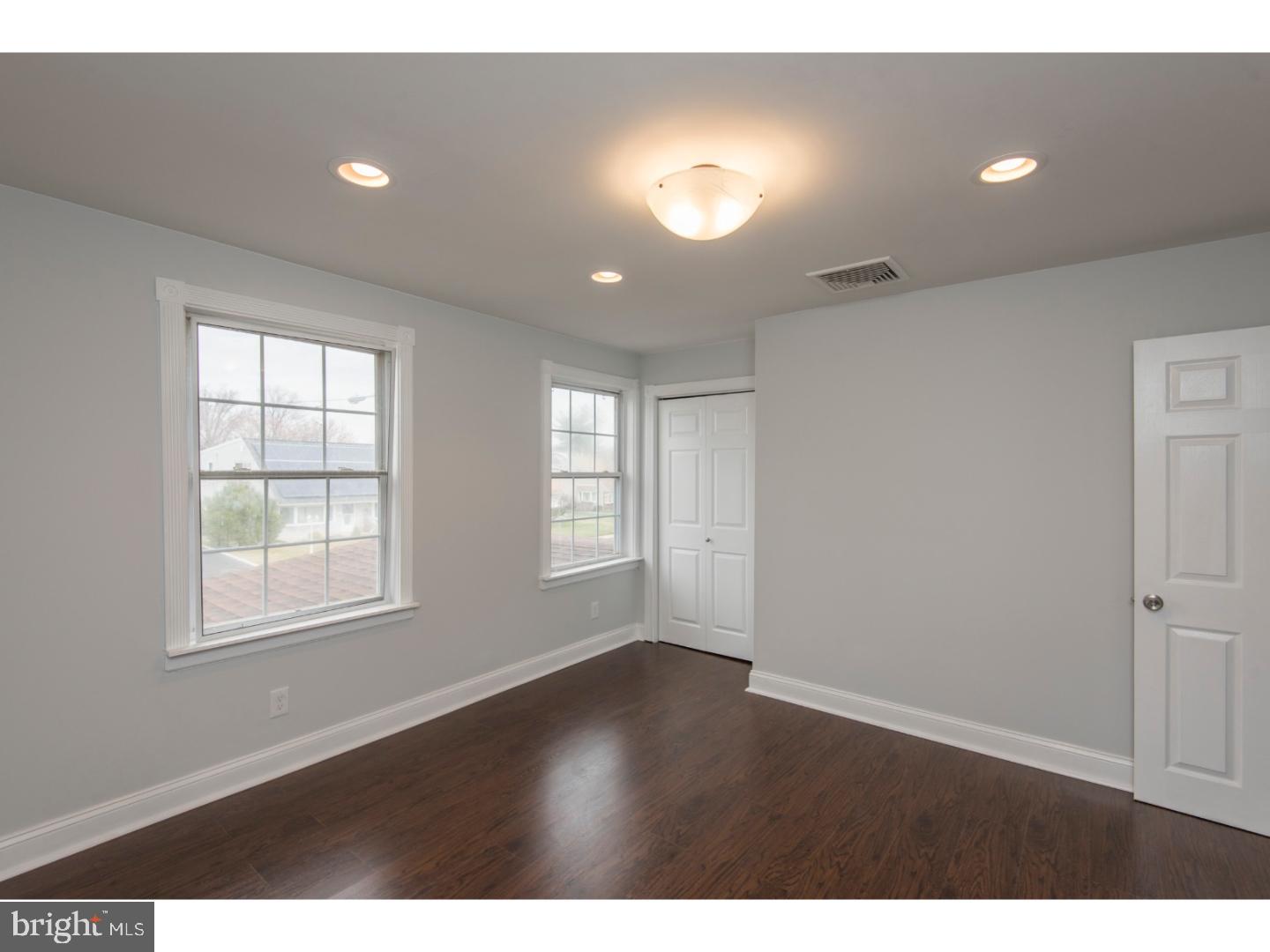 2817 Narcissus Road Philadelphia, PA 19154 - Photo 21 of 25 Gallery Image 21
