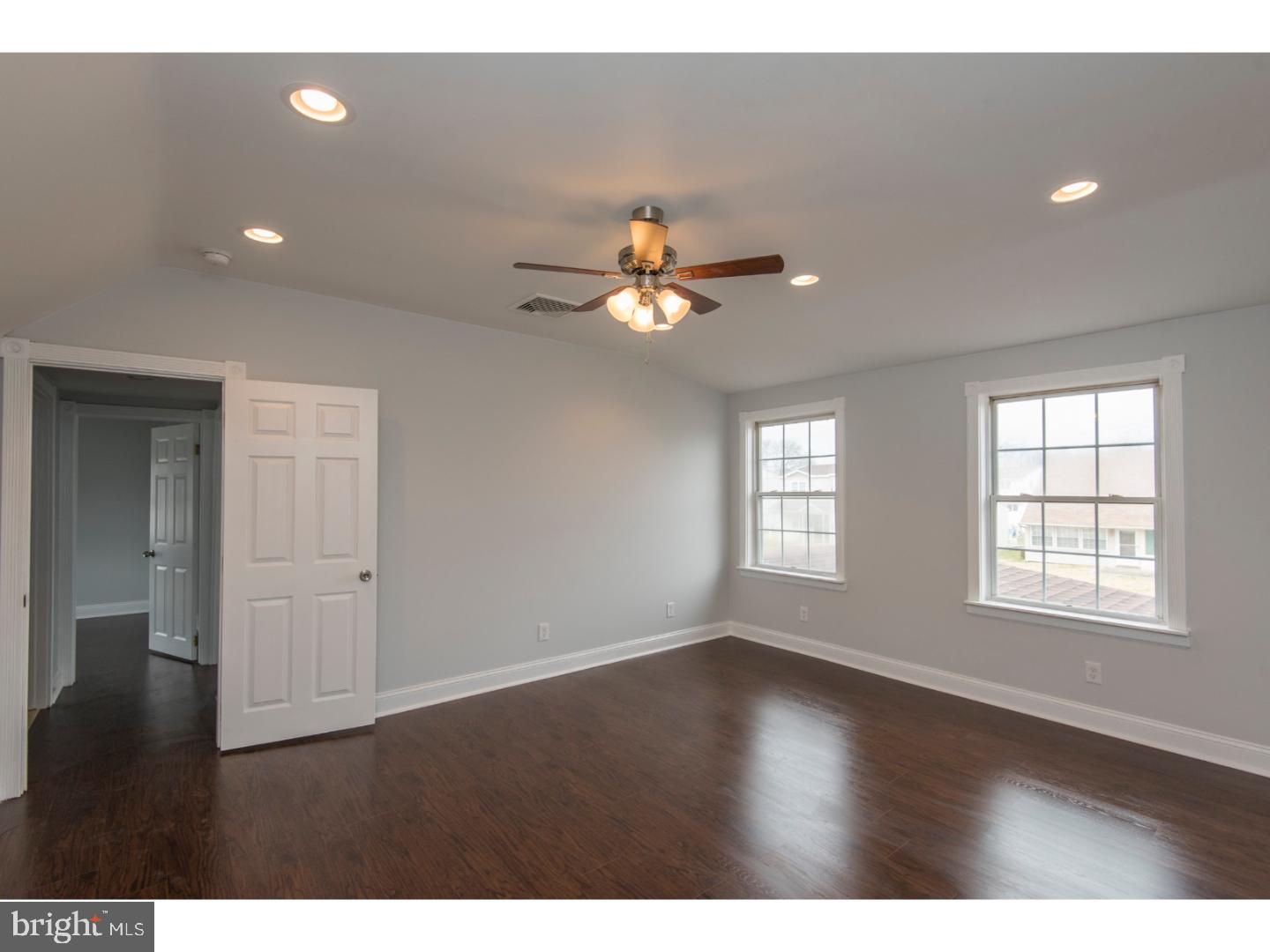 2817 Narcissus Road Philadelphia, PA 19154 - Photo 22 of 25 Gallery Image 22