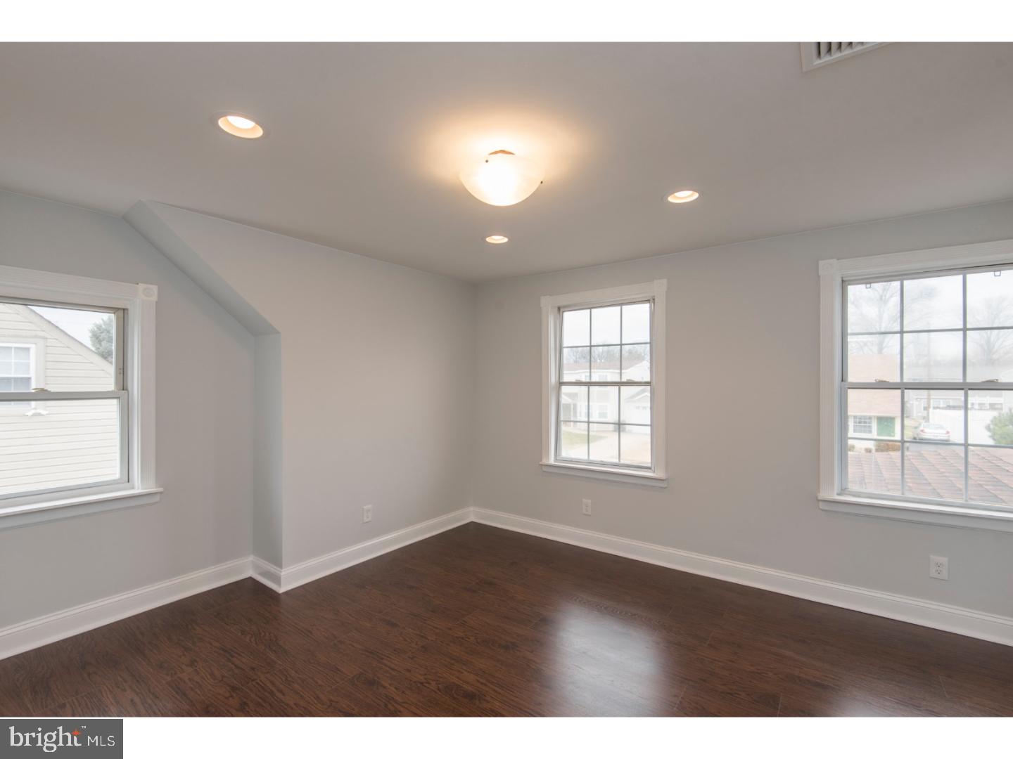 2817 Narcissus Road Philadelphia, PA 19154 - Photo 24 of 25 Gallery Image 24