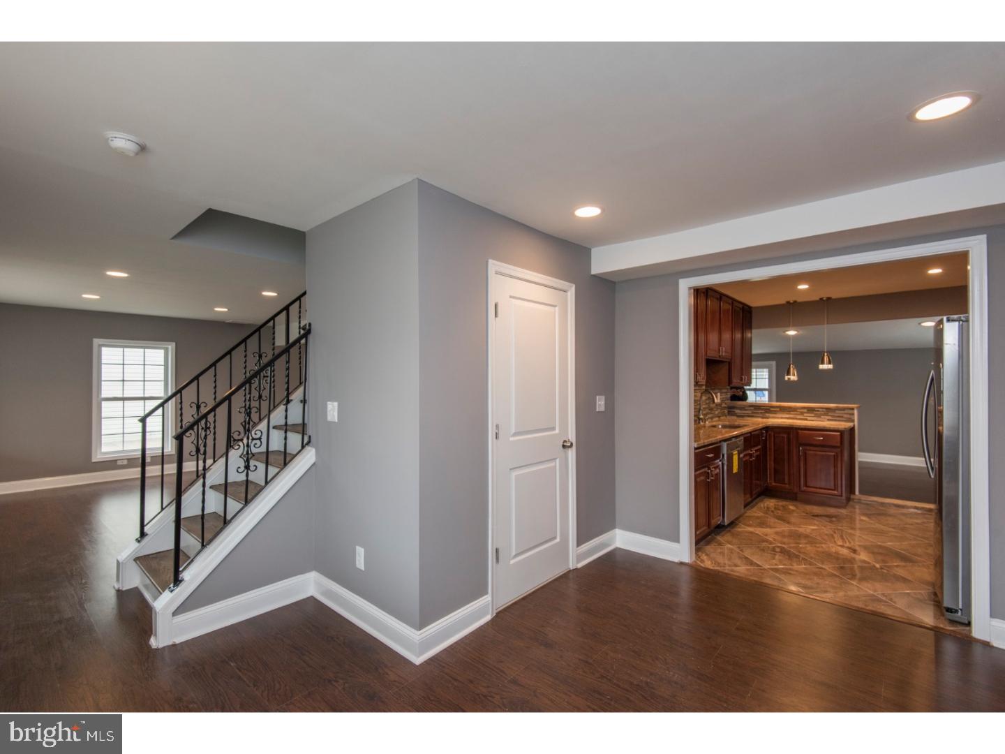 2817 Narcissus Road Philadelphia, PA 19154 - Photo 9 of 25 Gallery Image 9