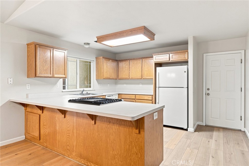 88 Key W Loop Chico, CA 95973 - Photo 30 of 44 3 bed large kitchen