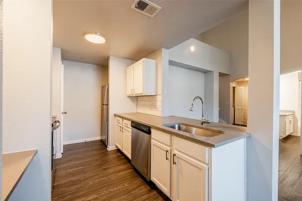 $1,635 | 12215 Hunters Chase Drive, Unit S4302S, Austin, TX 78729