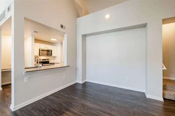 $1,635 | 12215 Hunters Chase Drive, Unit S4302S, Austin, TX 78729