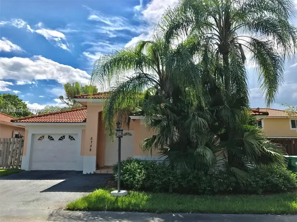 $3,900 | 5758 Northwest 97th Place, Doral, FL 33178