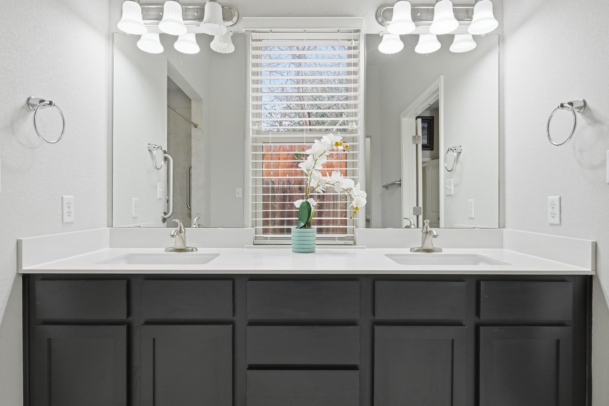 392 Tilly Lane Buda, TX 78610 - Photo 14 of 26