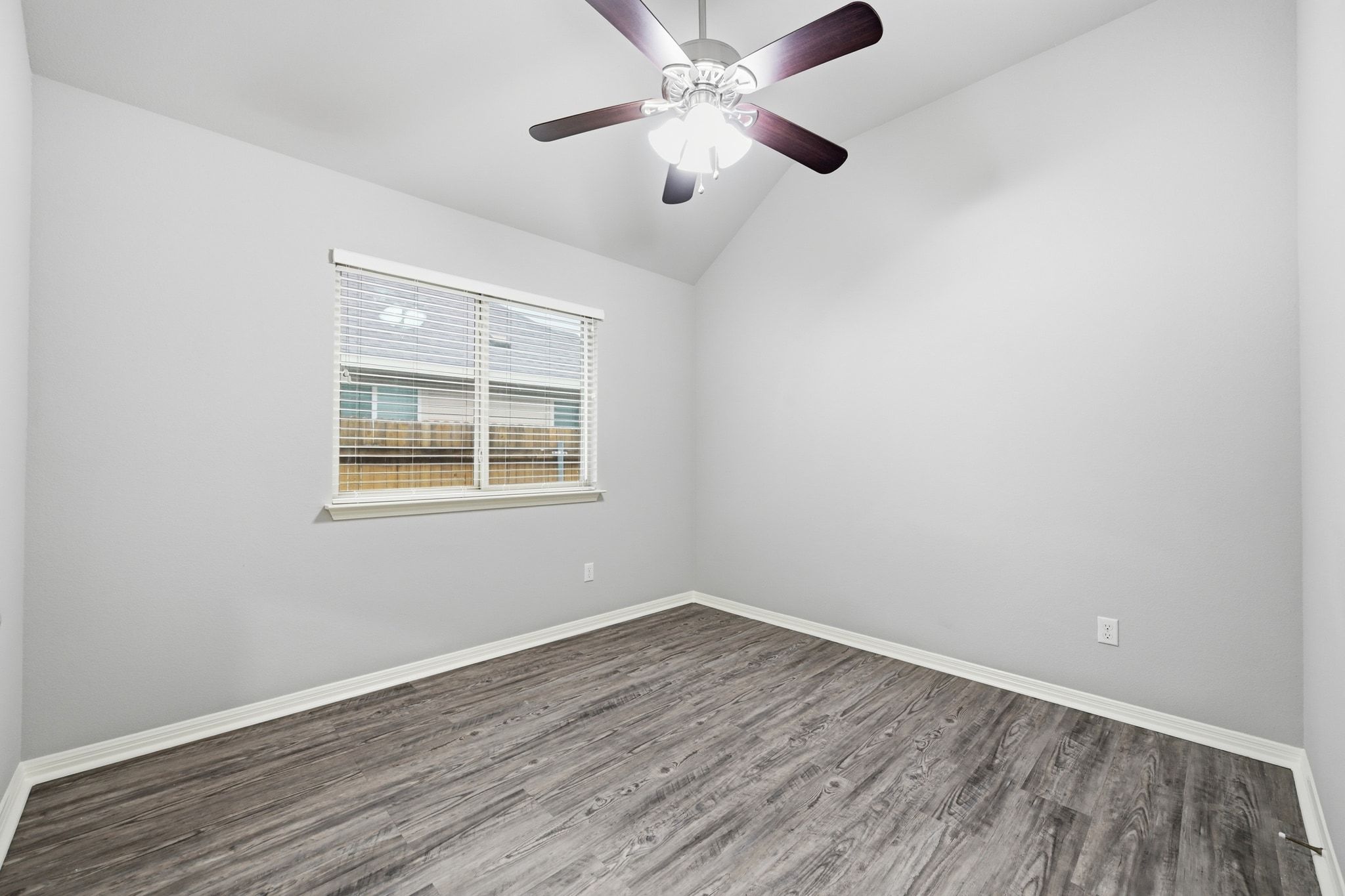 392 Tilly Lane Buda, TX 78610 - Photo 16 of 26