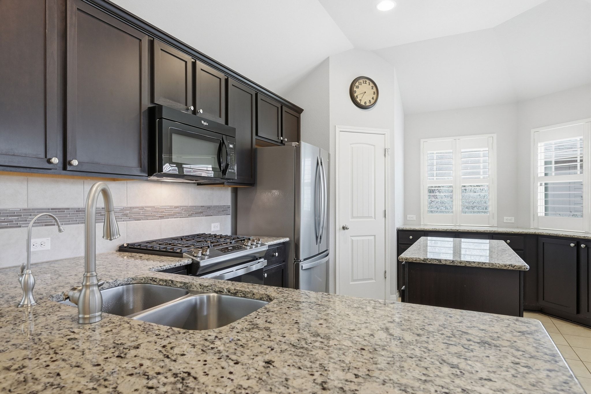 392 Tilly Lane Buda, TX 78610 - Photo 9 of 26