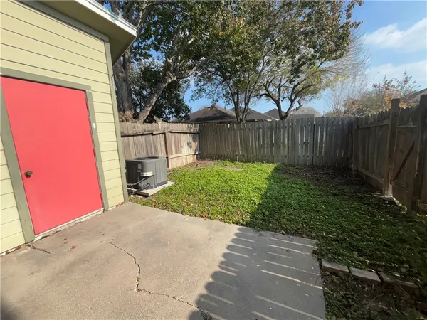 $1,200 | 7214 Owen Court, Unit 2, Corpus Christi, TX 78413