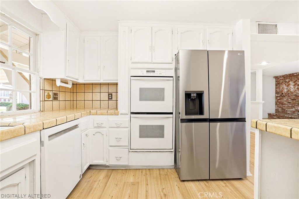 1843 Garvin Avenue Simi Valley, CA 93065 - Photo 8 of 30