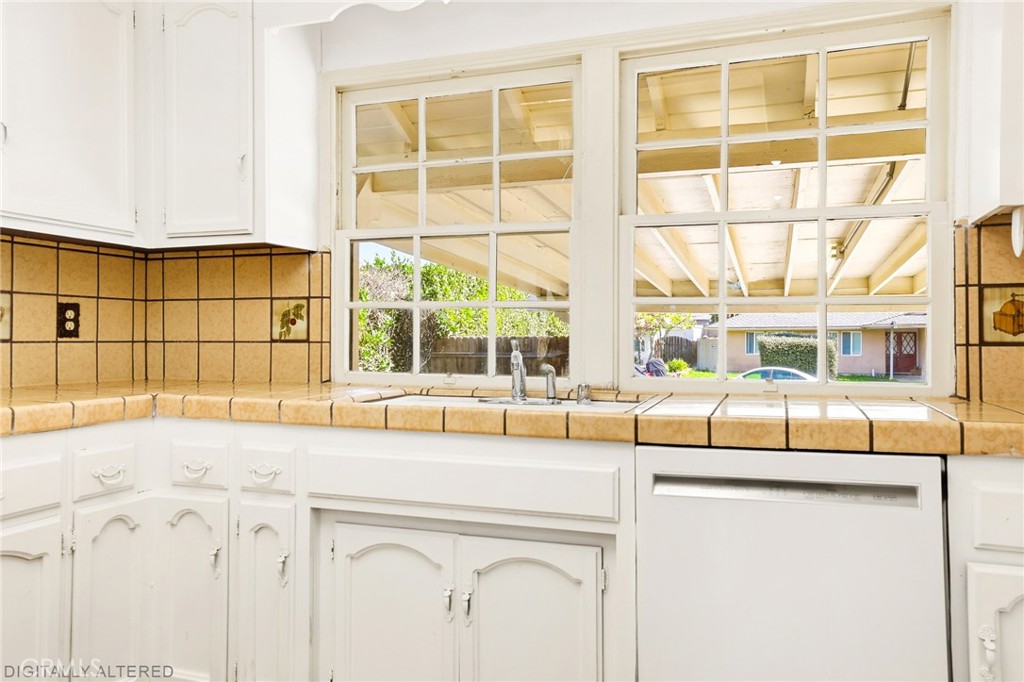 1843 Garvin Avenue Simi Valley, CA 93065 - Photo 9 of 30