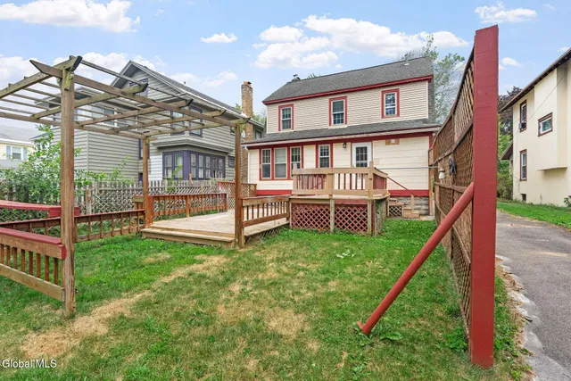 $2,600 | 1123 Ardsley Road, Schenectady, NY 12308