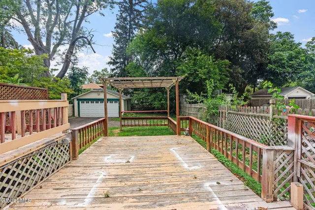 $2,600 | 1123 Ardsley Road, Schenectady, NY 12308