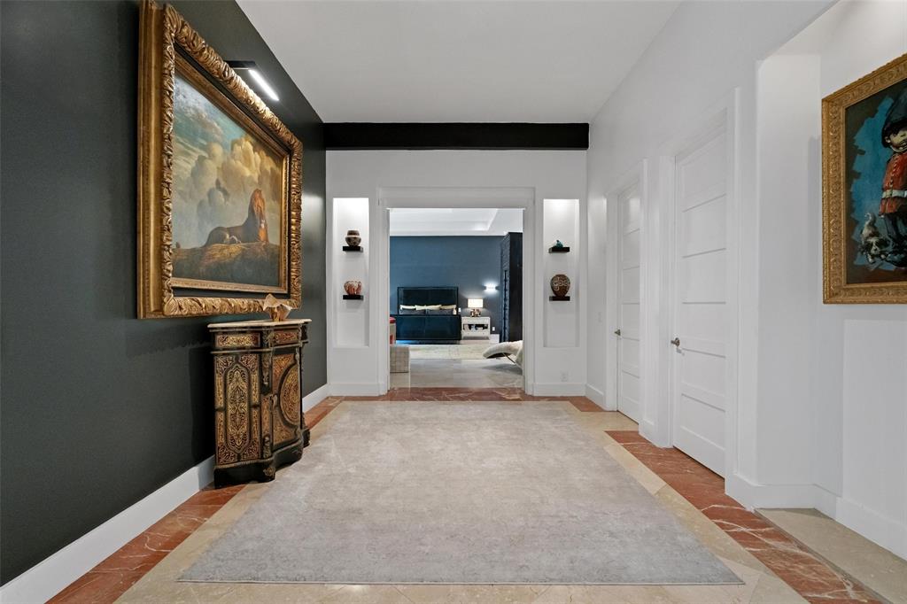 6181 Preston Creek Court Dallas, TX 75240 - Photo 17 of 30