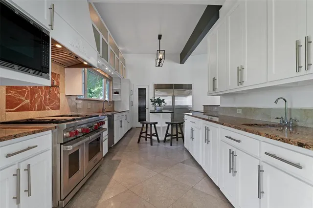 $2,799,000 | 6181 Preston Creek Court, Dallas, TX 75240