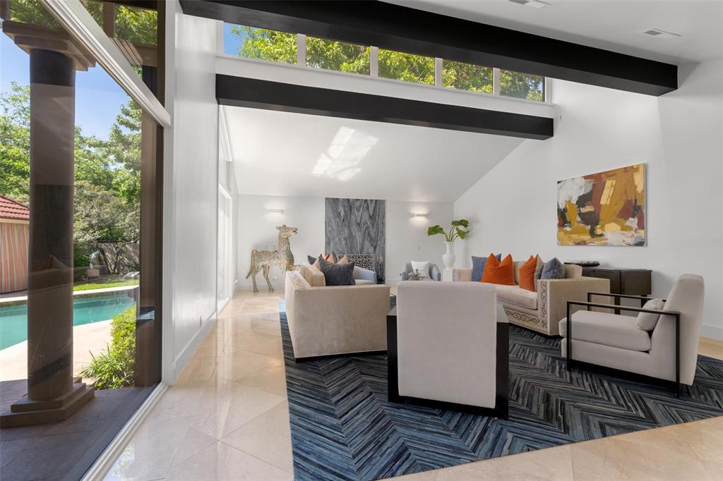 6181 Preston Creek Court Dallas, TX 75240 - Photo 9 of 30