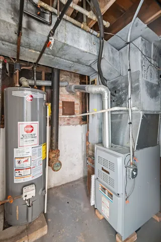 $199,900 | 10214 S Lane, Chicago, IL 60628