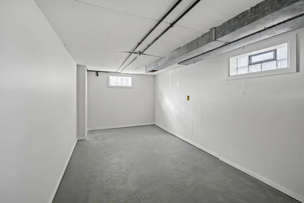 a view of a room with an empty space