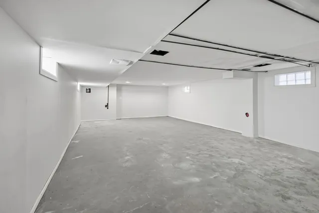 $199,900 | 10214 S Lane, Chicago, IL 60628