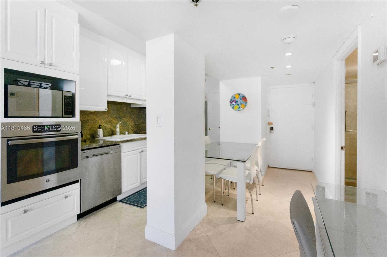 100 Lincoln Road, Unit 827 Miami Beach, FL 33139 - Photo 9 of 17