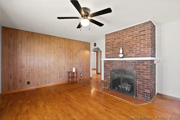 $199,900 | 1208 West Market Street, Salem, IN 47167