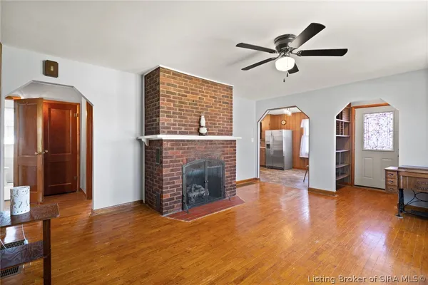 $199,900 | 1208 West Market Street, Salem, IN 47167