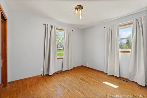 $199,900 | 1208 West Market Street, Salem, IN 47167