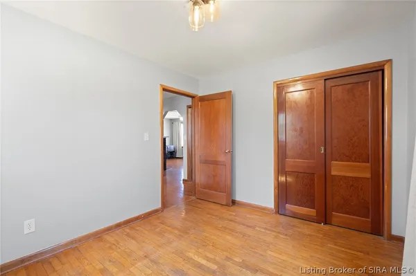 $199,900 | 1208 West Market Street, Salem, IN 47167