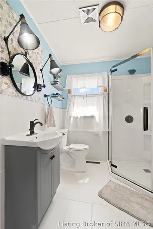 $199,900 | 1208 West Market Street, Salem, IN 47167