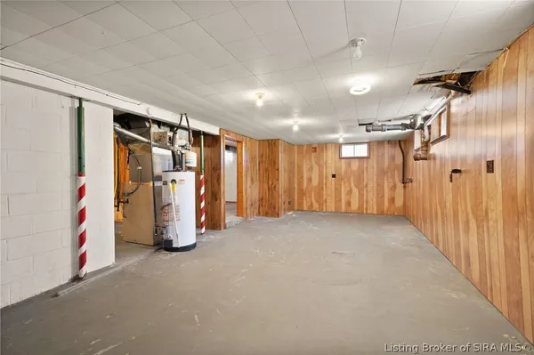 $199,900 | 1208 West Market Street, Salem, IN 47167