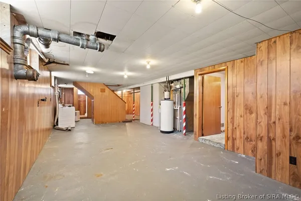 $199,900 | 1208 West Market Street, Salem, IN 47167