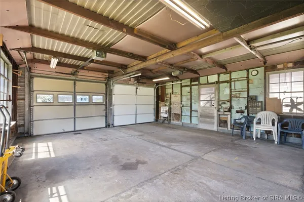 $199,900 | 1208 West Market Street, Salem, IN 47167