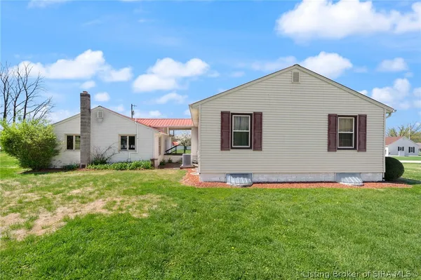 $199,900 | 1208 West Market Street, Salem, IN 47167