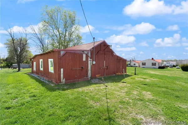 $199,900 | 1208 West Market Street, Salem, IN 47167