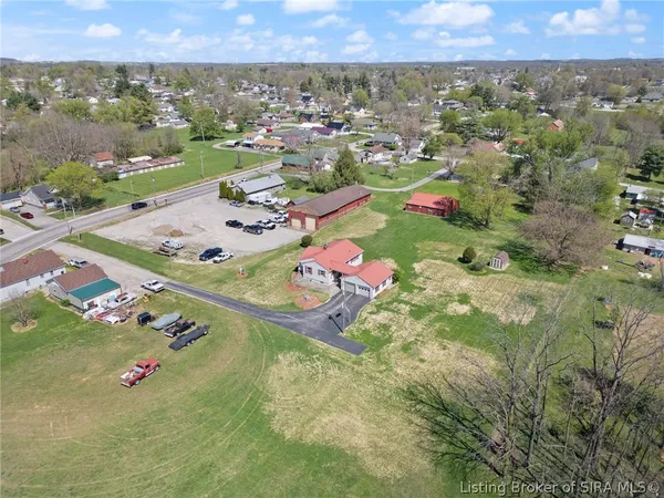 $199,900 | 1208 West Market Street, Salem, IN 47167