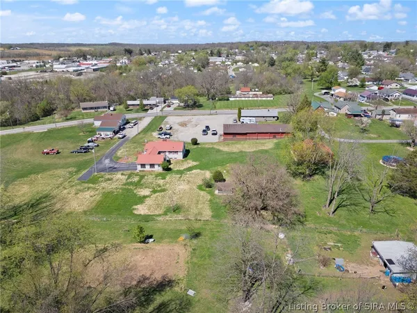 $199,900 | 1208 West Market Street, Salem, IN 47167