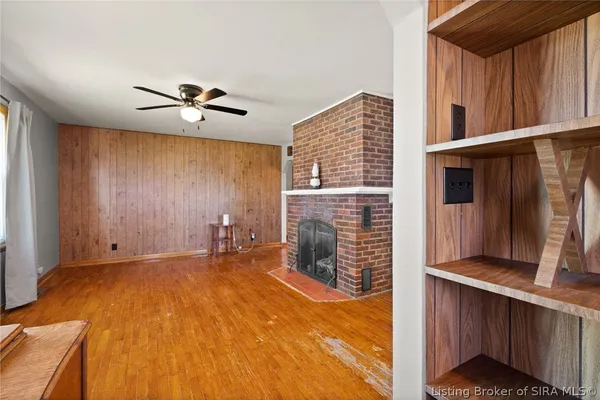 $199,900 | 1208 West Market Street, Salem, IN 47167