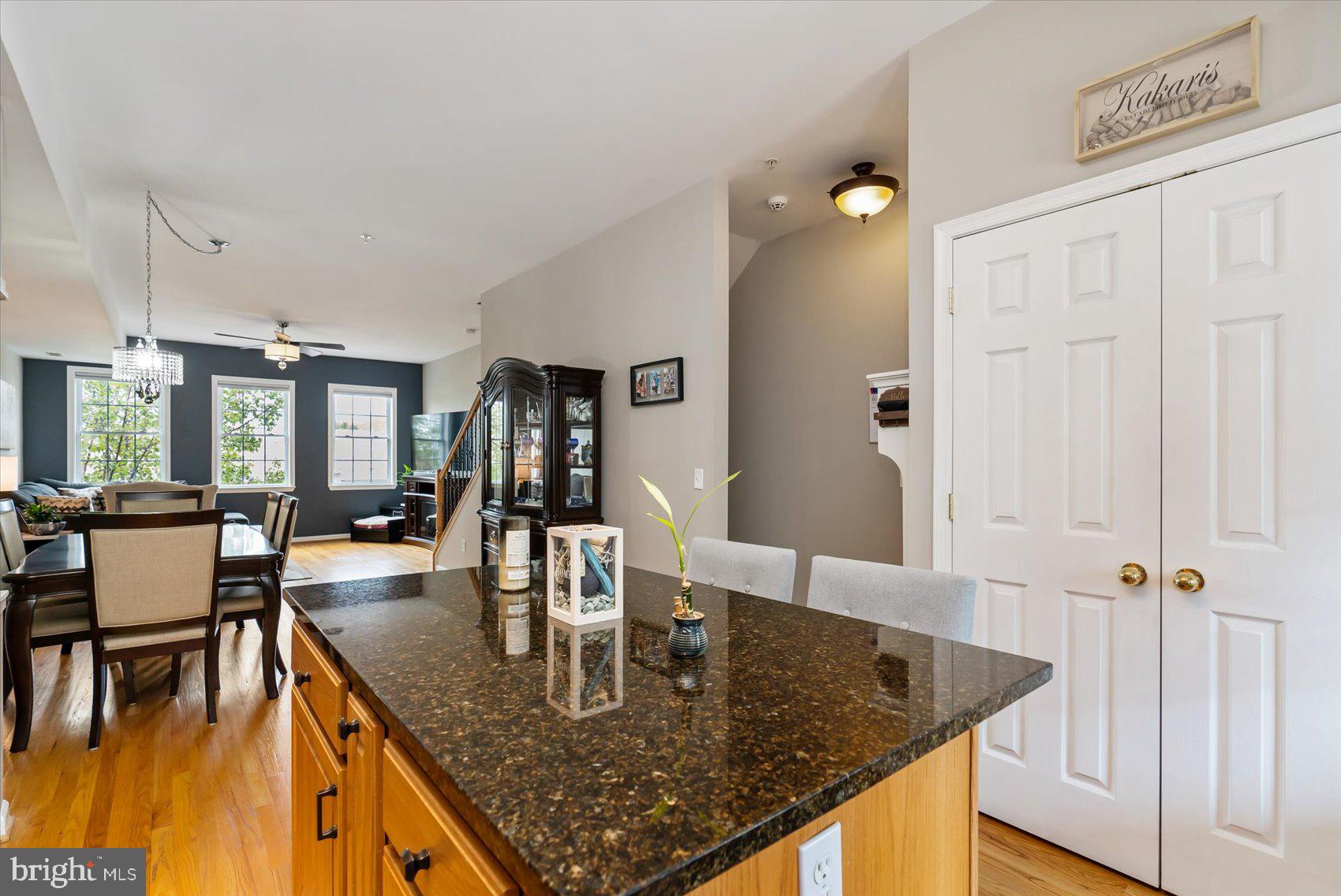721 South Streeper Street Baltimore, MD 21224 - Photo 11 of 39