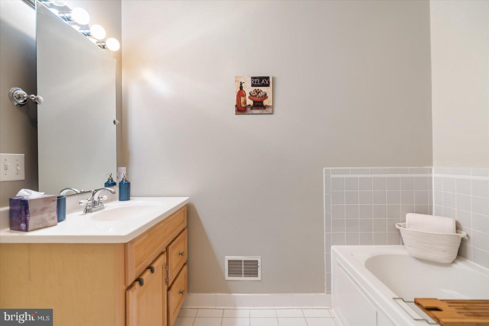 721 South Streeper Street Baltimore, MD 21224 - Photo 18 of 39