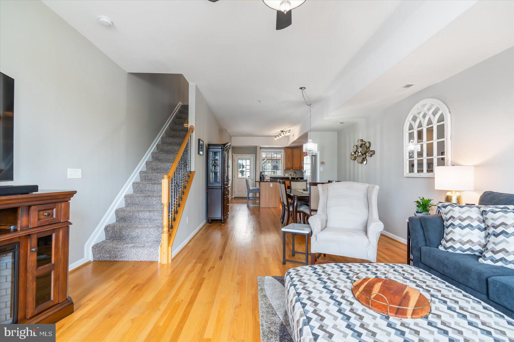 721 South Streeper Street Baltimore, MD 21224 - Photo 5 of 39