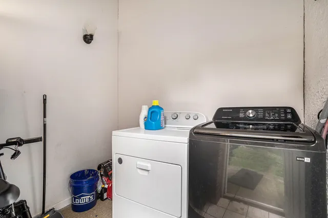 $185,000 | 1620 North Edwards Street, Kalamazoo, MI 49007