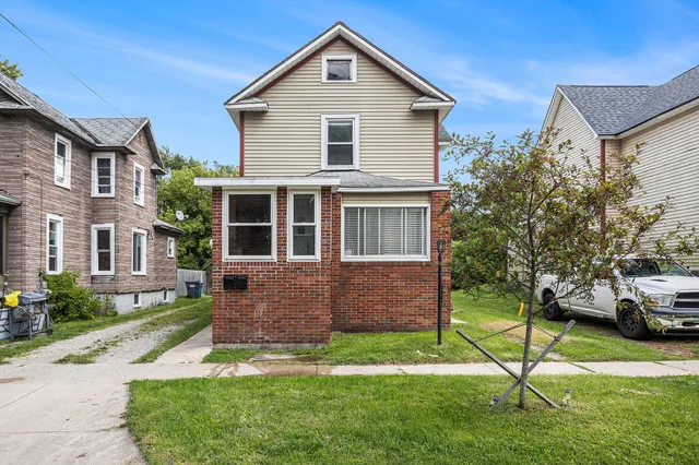$185,000 | 1620 North Edwards Street, Kalamazoo, MI 49007