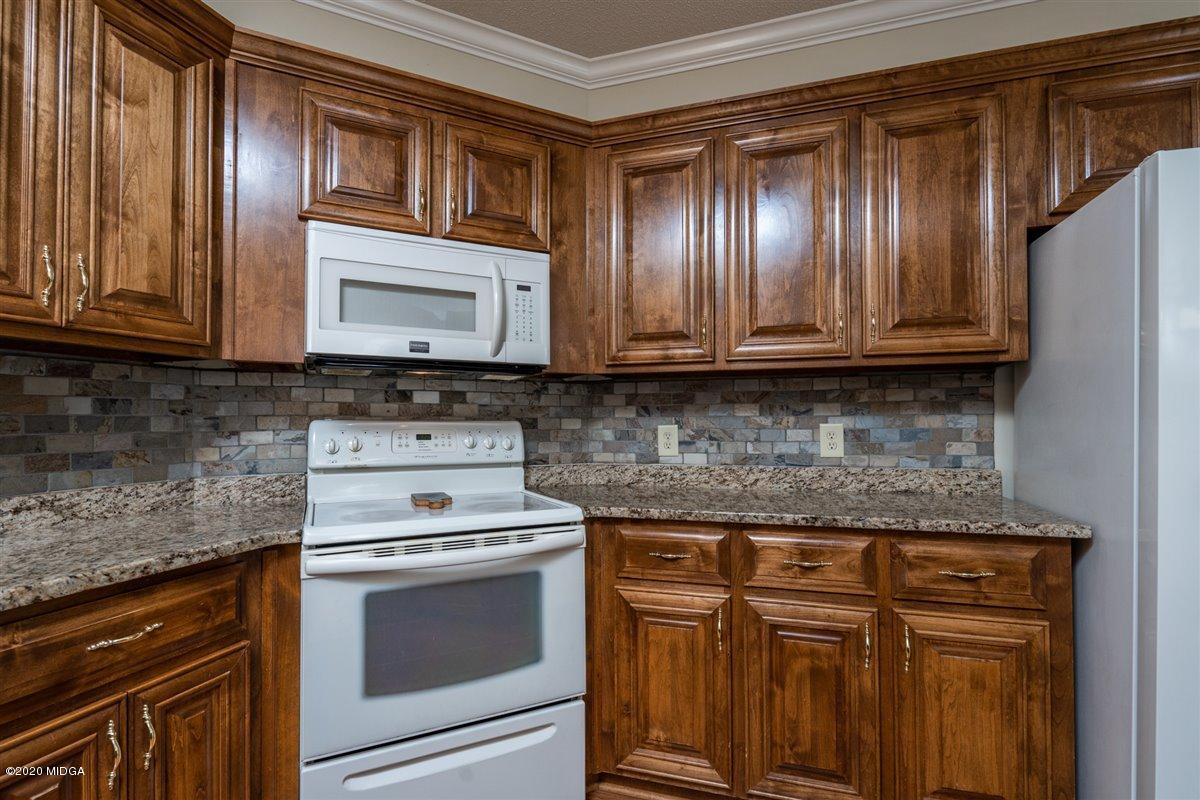 605 Lokchapee Ridge Macon, GA 31210 - Photo 12 of 34 14-DSC04858
