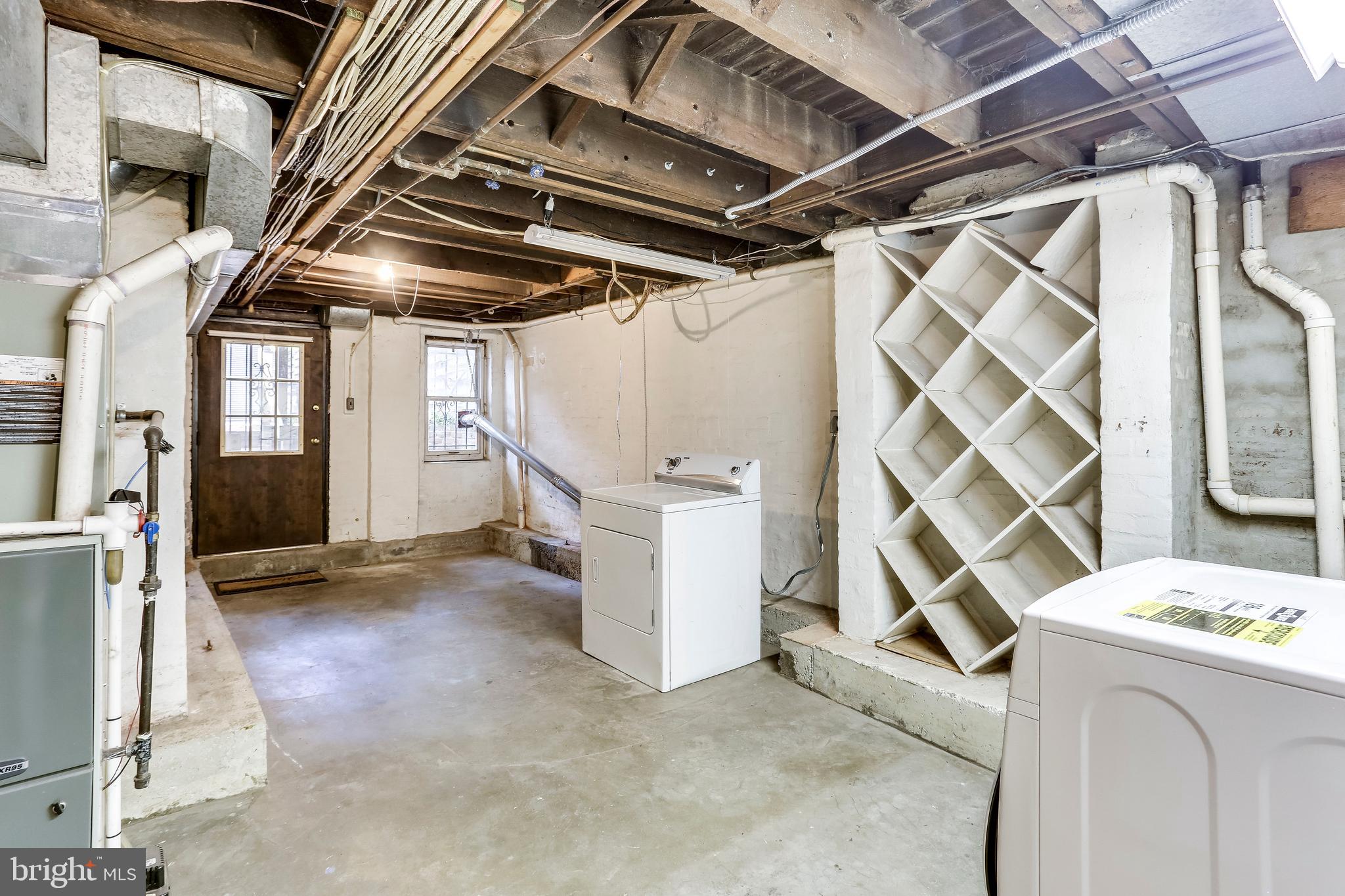 1824 16th Street Northwest Washington, DC 20009 - Photo 20 of 23